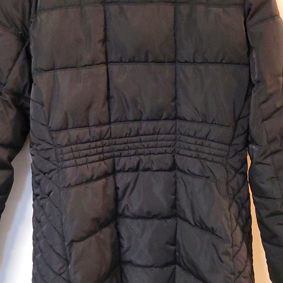 Tommy Hilfiger Womens Black Puffer Coat. - Picture 3 of 11